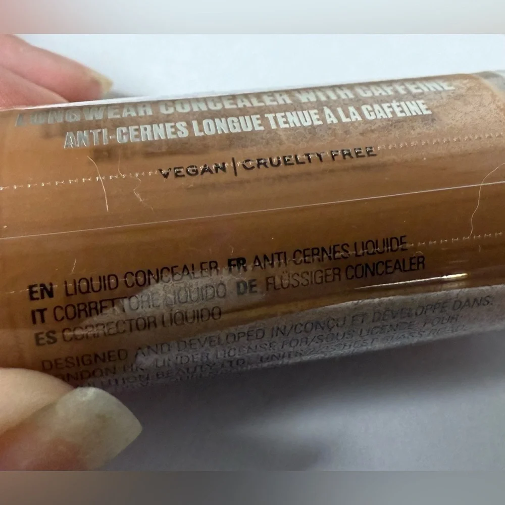 Makeup Obsession Mega Conceal in Shade 15